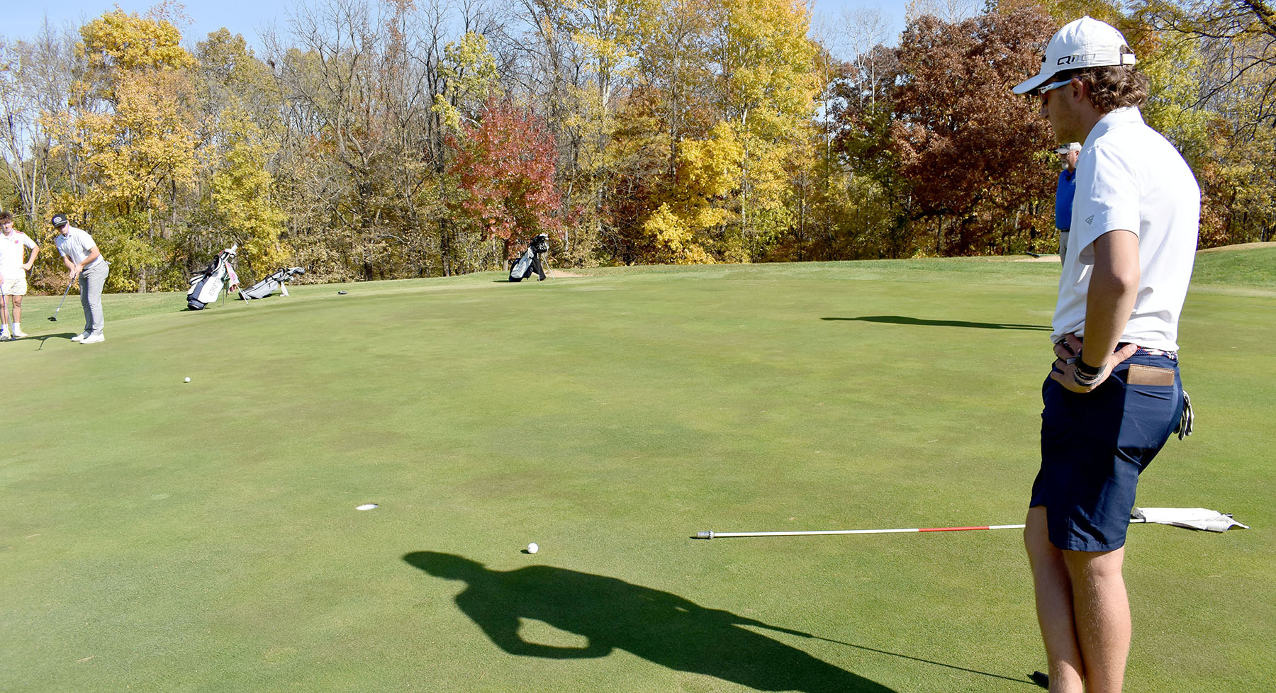Image for Chargers win regional golf title, headed to nationals article