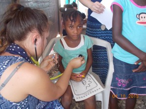 swtc-student-checking-heart-rate