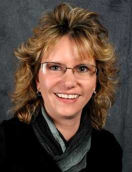 Julie Pluemer Julie Pluemer